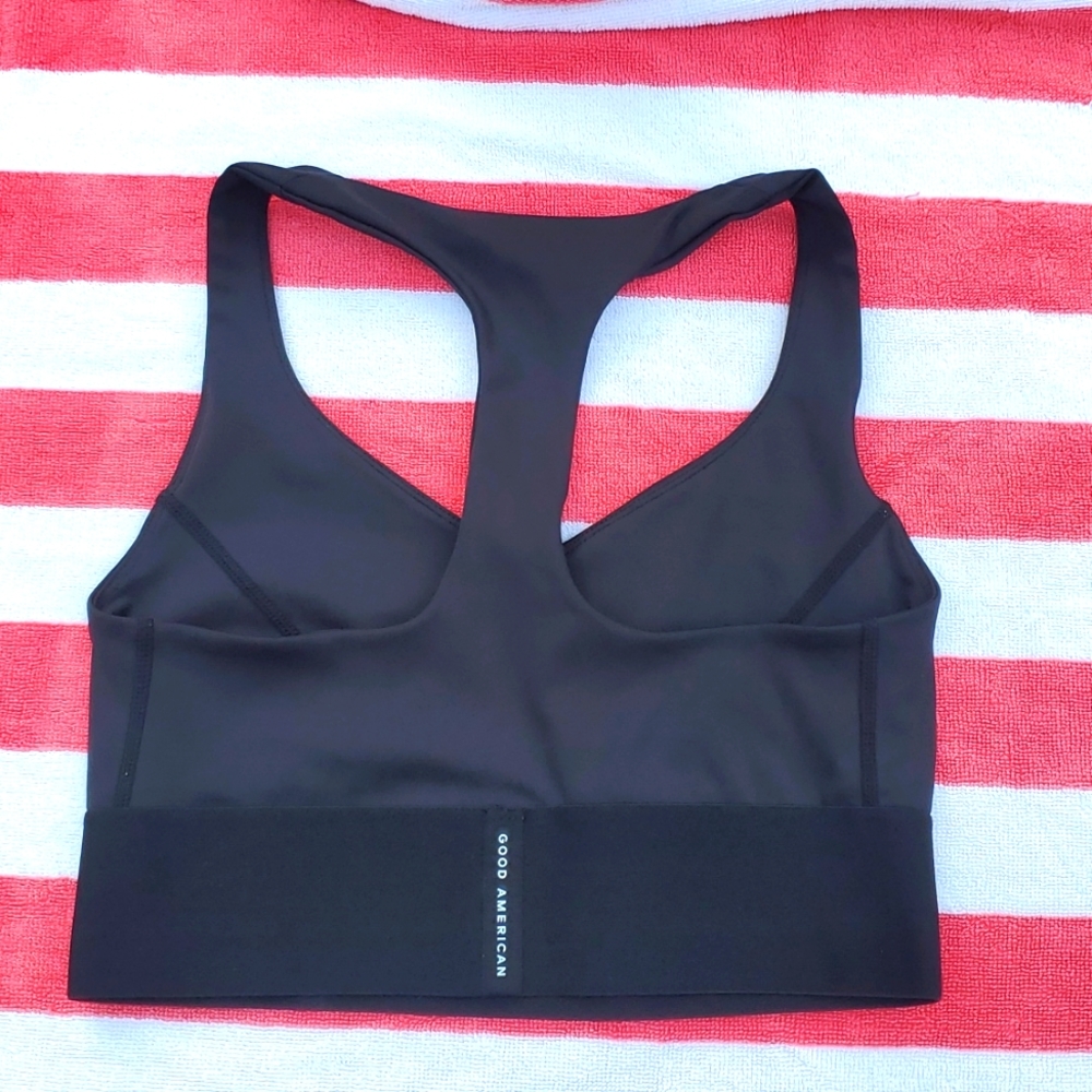 Good American Sports Bra Crop Top